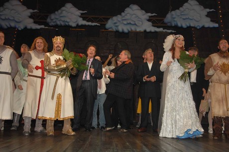 First Night of 'Spamalot' at the Palace Theatre, Cambridge Circus and Afterparty at the Freemason's Hall, Great Queen Street - 17 Oct 2006