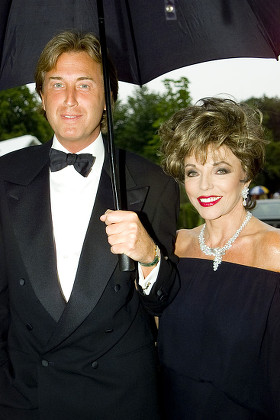 Serpentine Gallery 30th Anniversary Gala Dinner and Charity Auction in Aid of the Uk's Children's Cancer Study Group and the Serpentine Gallery at the Serpentine Gallery, Kensington Gardens - 20 Jun 2000