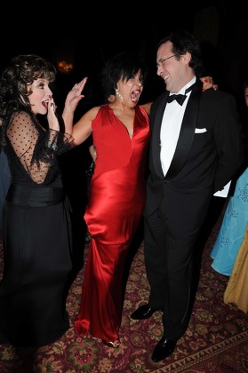 'Lets Get This Party Started' - Christmas Party and Early 70th Birthday Celebration For Dame Shirley Bassey at Cliveden Hotel - 16 Dec 2007