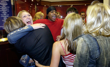 Jon Lee Joins the Cast of 'Les Miserables' and is Supported by Band Mates From S Club 7 at the Palace Theatre - 28 Jul 2003