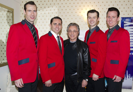 Frankie Valli Meets the Four Seasons Bakstage After Seeing Jersey Boys - 26 May 2011