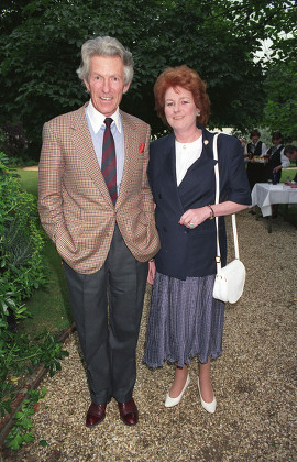 Sir David Frost's Garden Party at His Home in Carlyle Square - 02 Jul 1992