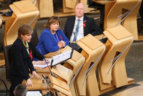 Scottish Parliament First Minister's Questions, Edinburgh, Scotland, UK - 01 Dec 2016