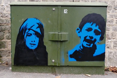 Graffiti Depicting Two Refugees Marlborough Town Editorial Stock Photo 