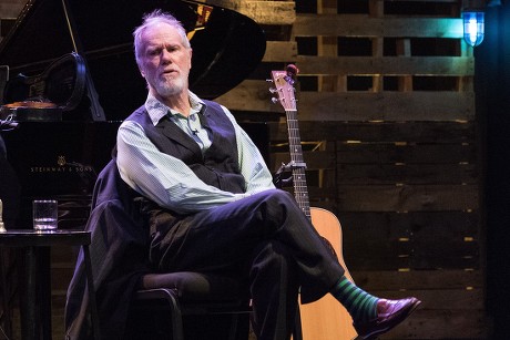 Loudon Wainwright performing at The Wallis Annenberg Center for the Performing Arts, Los Angeles, USA - 03 Dec 2016