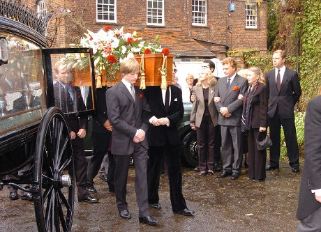 Funeral of Sir John Mills - 27 Apr 2005