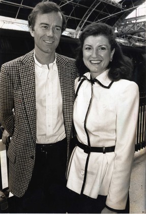 Michael Huffington and Arianna Stassinopoulos at Victoria Station - 24 Apr 1986