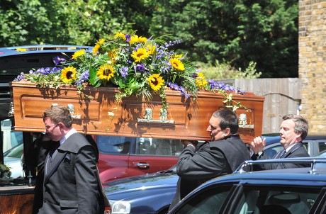 Funeral of Danny La Rue - 23 Jun 2009