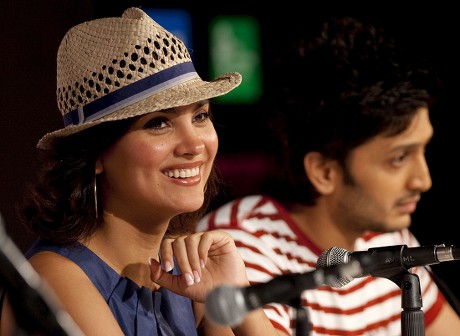 Indian Actors Lara Dutta (l) and Riteish Deshmukh (r) Speak to the Press at the Launch of the Movie 'Do Knot Disturb' On the Second Day of the of the Iifa (international Indian Film Academy) Awards Weekend at the Venetian Casino Resort in Macau China 12 June 2009 the Iifa Awards Are Often Referred to As the Bollywood Oscars Celebrating the International Nature of Indian Cinema This Marks the 10th Year of the Awards Which Are Held in a Different Country Each Year