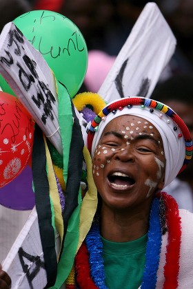 Traditionallydressed Zulu Supporter South Africas Former Editorial ...