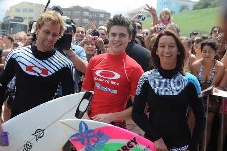 Us Actor Zac Efron Takes Bart in Oakley Learn to Surf Program to Raise Money For the One Sight Foundation. - Feb 2010