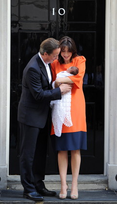 Britain Cameron Family Photo at N10 - Sep 2010