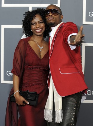 Us Rapper B O B (r) and an Unidentified Guest Arrive For the 53rd Annual Grammy Awards at Staples Center in Los Angeles California Usa 13 February 2011 United States Los Angeles