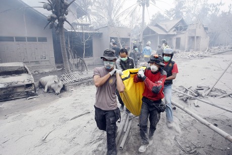 Resident Victims Mount Merapi Eruptions Choose Editorial Stock Photo ...
