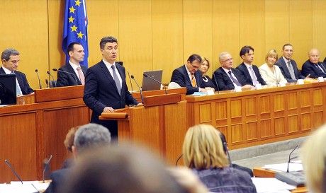 Croatia Parliament Zoran Milanovic - Dec 2011