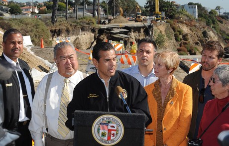 Earthquake prone pacific coast us city