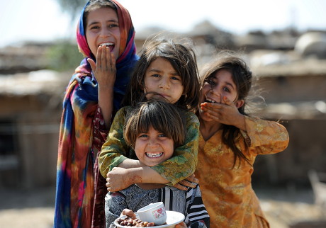 Pakistani Chidlren Pose Photograph Temporary Shelter Editorial Stock ...