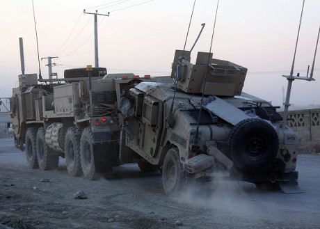 Us Soldiers Tow Their Damaged Military Editorial Stock Photo - Stock ...