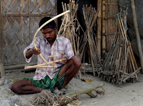 Rat Hunter Ram Soren Repairs His Editorial Stock Photo - Stock Image ...