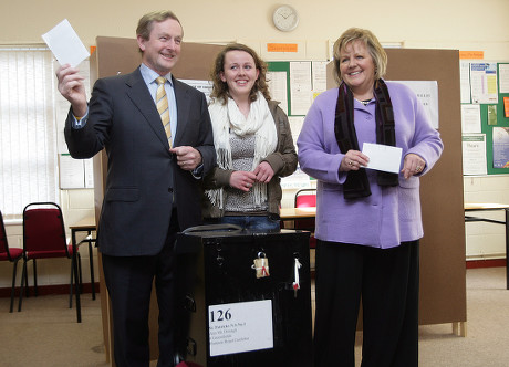 Irish General Election  -  Vote Day - Feb 2011