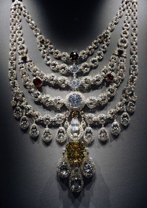 1928 Platinum Diamond Cartier Patiala Necklace Editorial Stock Photo ...