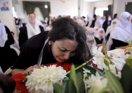 Druze Relative Mourns Over Coffin Saleh Editorial Stock Photo - Stock ...