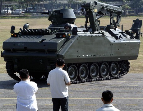12 Armored recovery vehicle Stock Pictures, Editorial Images and Stock ...