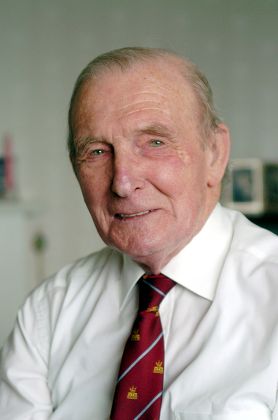 Obituary - Last Surviving Dambuster Johnny Johnson Stock Photos ...