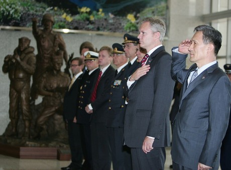 South Korea, Sweden Defense Diplomacy - Jun 2011