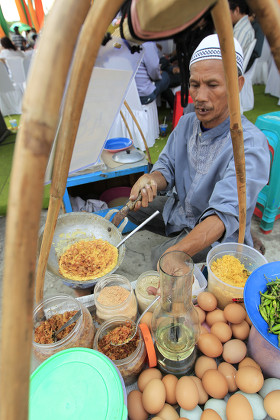 Traditional Betawi Food Vendor Cooks Kerak Editorial Stock Photo ...