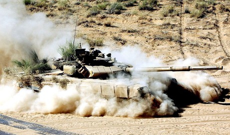 250 Tanks in desert Stock Pictures, Editorial Images and Stock Photos ...