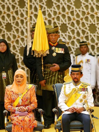 Bruneis Sultan Hassanal Bolkiah His Wife Editorial Stock Photo - Stock ...