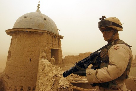 18 19th infantry division Stock Pictures, Editorial Images and Stock