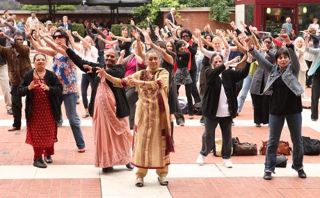 Bollywood Dance Choreographer Jay Kumar Leads Editorial Stock Photo ...