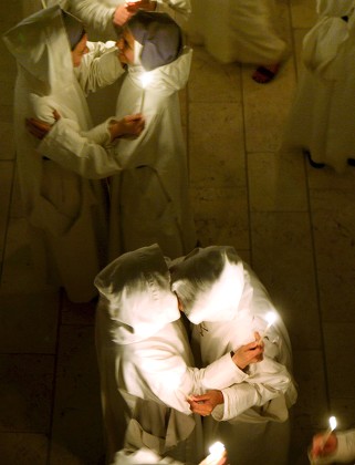 Catholic Nuns Monastic Family Bethlehem Hug Editorial Stock Photo ...