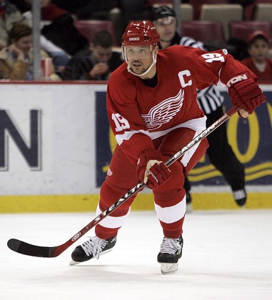 110 Yzerman 1997 Stock Photos, High-Res Pictures, and Images