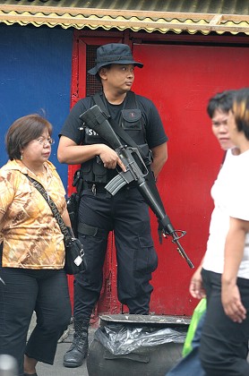 Filipino Policeman His M16 Armalite Rifle Editorial Stock Photo - Stock ...