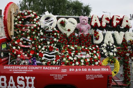 件の Hells Angels Arrive Reading Crematorium のエディトリアル写真素材 画像素材 Shutterstock Editorial