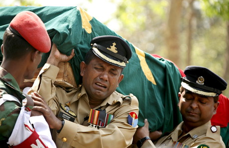 Bangladesh Bdr Mutiny Funeral Aah870 - Mar 2009 Stock Pictures ...