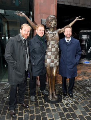 Cilla Black statue unveiling, Liverpool, UK - 16 Jan 2017