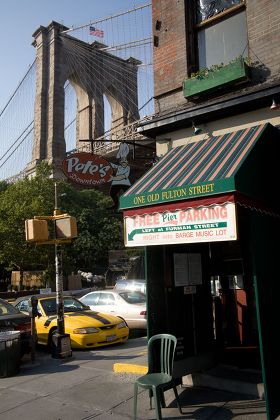 Petes Downtown Restaurant 2 Water St Editorial Stock Photo - Stock