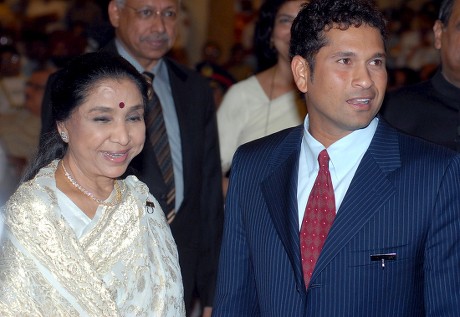 Indian Cricketer Sachin Ramesh Tendulkar R Editorial Stock Photo ...