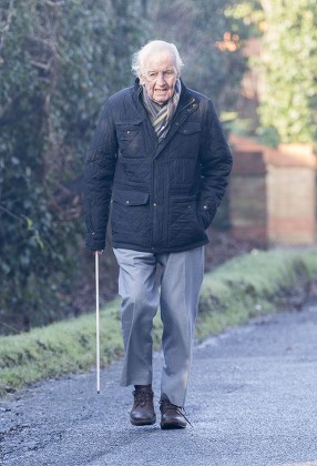 Frank Bough out and about, Berkshire, UK - 17 Jan 2017