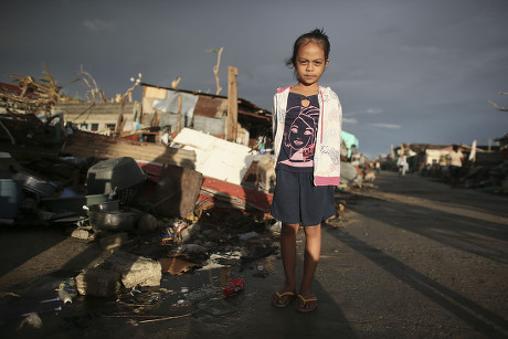 Philippines Super Typhoon Haiyan Portrait Package - Nov 2013 Stock ...