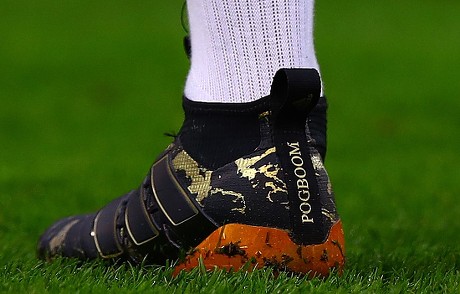 Íncubo sobre No puedo leer ni escribir Adidas Boots Paul Pogba Manchester United - Foto de stock de contenido  editorial: imagen de stock | Shutterstock