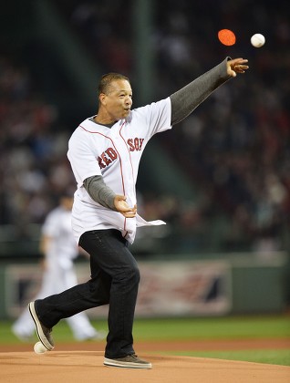 100,000 2004 los angeles Stock Pictures, Editorial Images and Stock