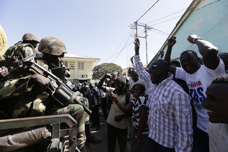 People Cheer Ecowas Senegalese Troops Arriving Editorial Stock Photo ...