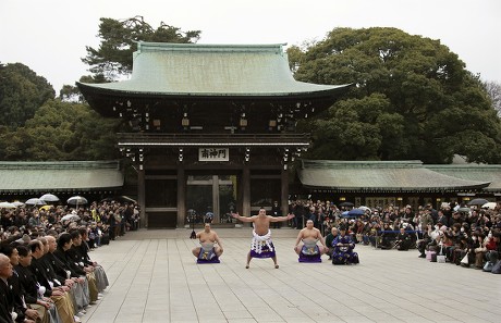 Japan Sumo Wrestling - Jan 2014