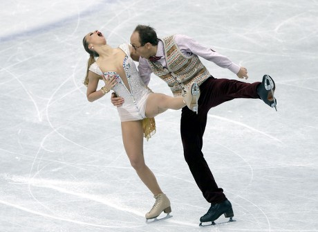 Kaitlyn Weaver R Andrew Poje L Editorial Stock Photo - Stock Image ...