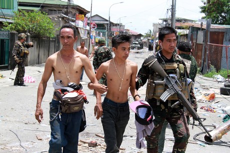 Filipino Army Soldiers Escort Males Believed Editorial Stock Photo